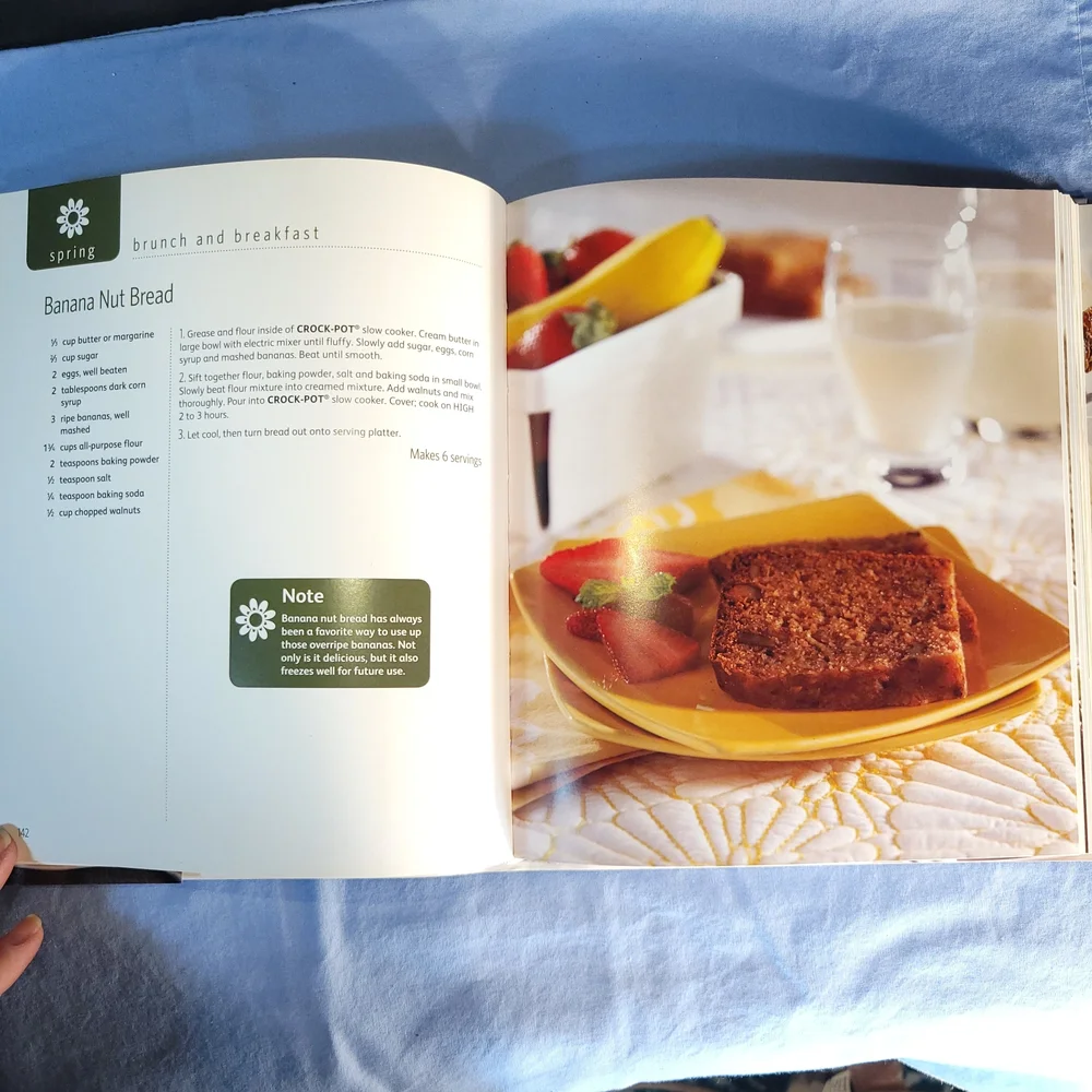 Crock-Pot 365 Year-Round Recipes Book